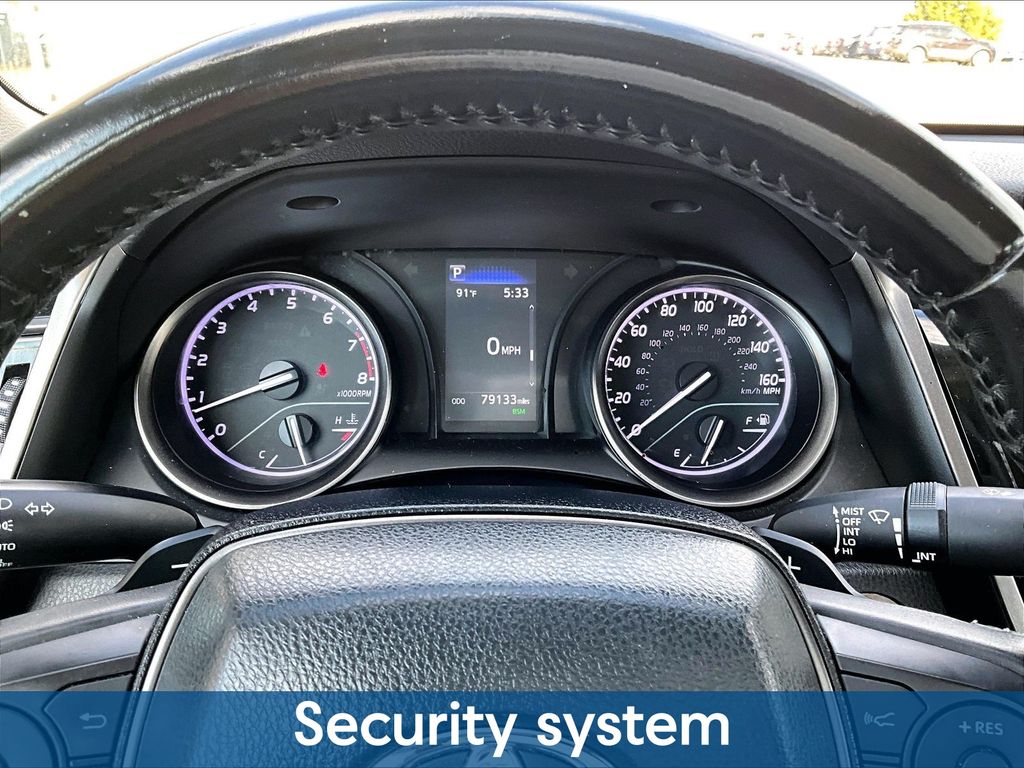 2023 Toyota Camry SE - Photo 17
