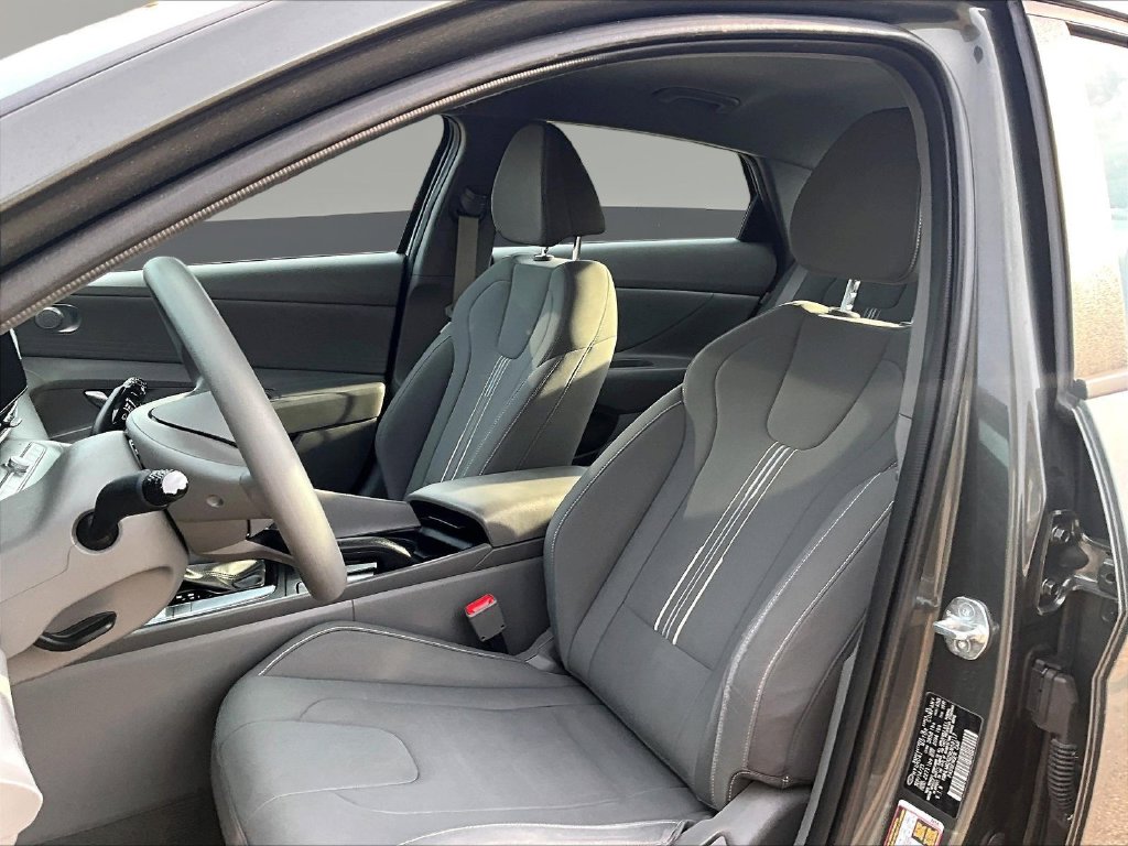 2024 Hyundai Elantra SEL - Photo 24