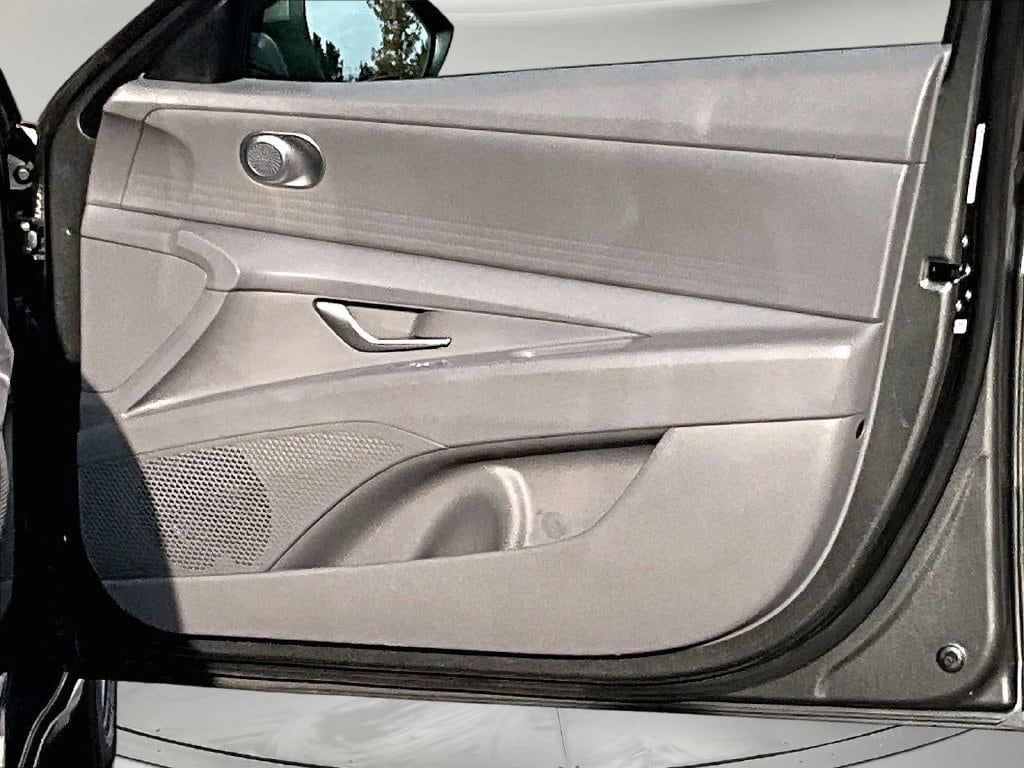 2024 Hyundai Elantra SEL - Photo 28
