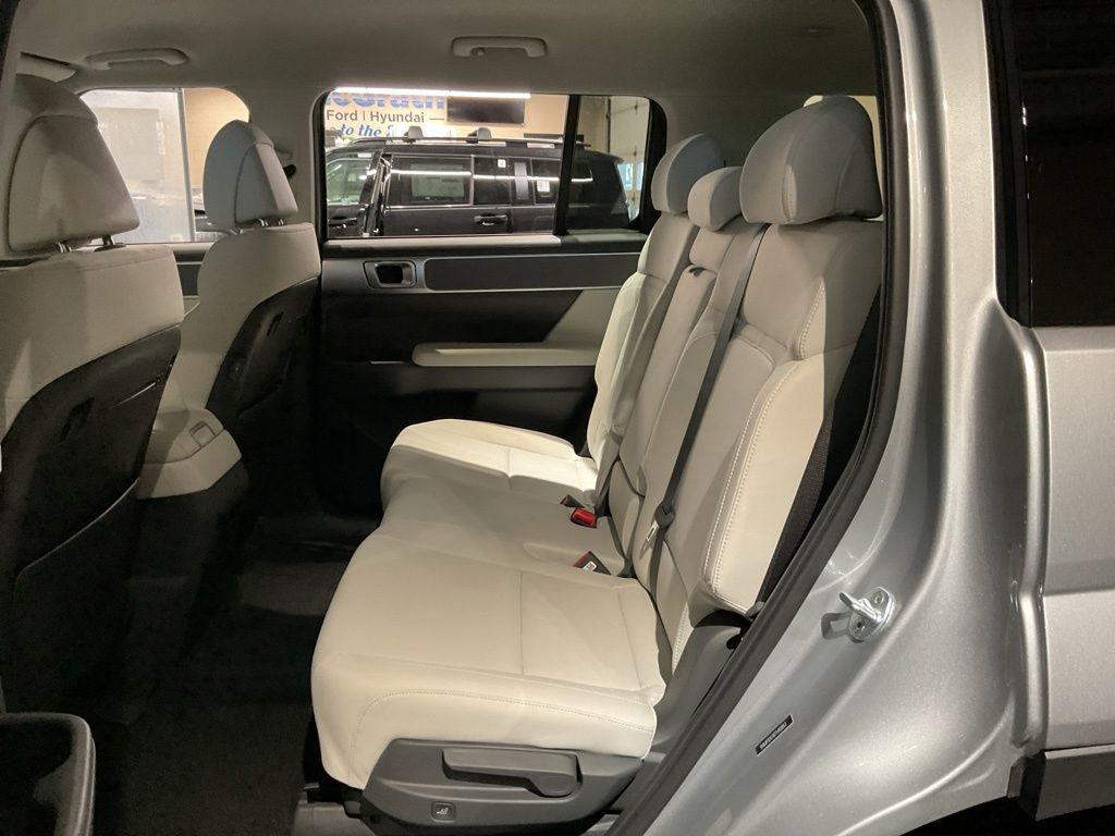 2026 Hyundai Santa Fe SE - Photo 21