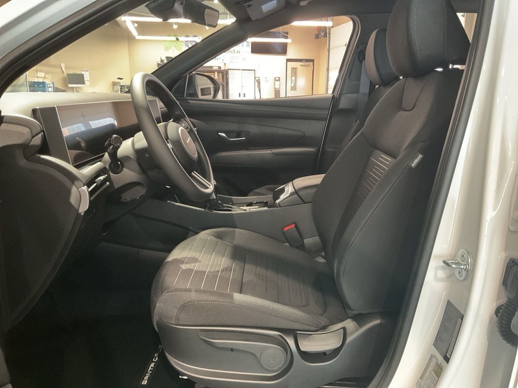 2026 Hyundai Santa Cruz SE - Photo 8