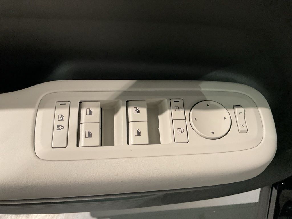 2026 Hyundai Santa Fe SE - Photo 11