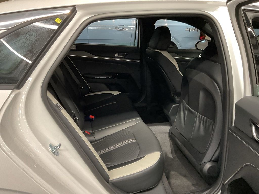 2026 Kia K5 GT-Line - Photo 25