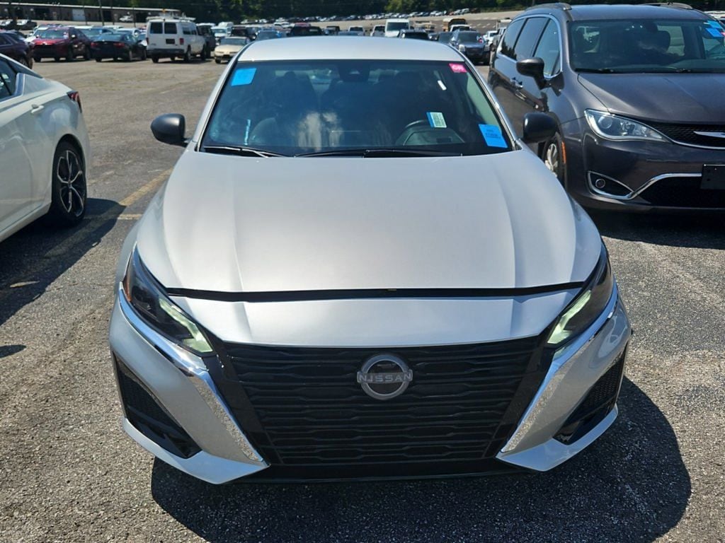 Certified 2025 Nissan Altima 2.5 SV Sedan