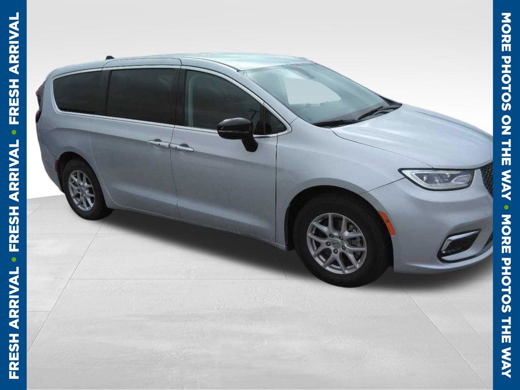  Chrysler Pacifica