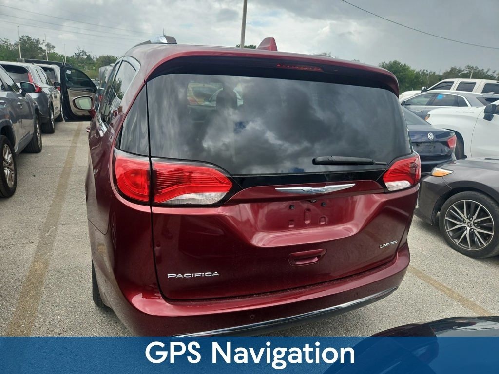 Certified 2017 Chrysler Pacifica Limited Minivan/Van
