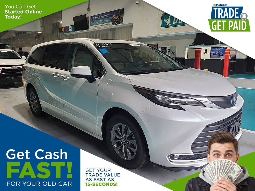 Certified 2024 Toyota Sienna XLE Minivan/Van