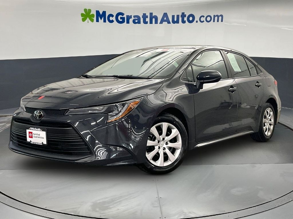 Used 2025 Toyota Corolla LE Sedan