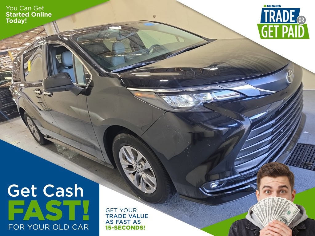 Used 2026 Toyota Sienna XLE Minivan/Van