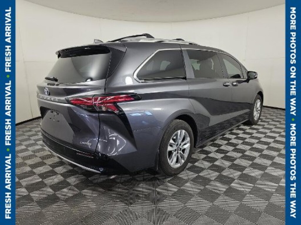 Used 2025 Toyota Sienna Limited Minivan/Van