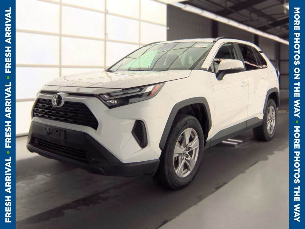 Used 2025 Toyota RAV4 Hybrid XLE SUV
