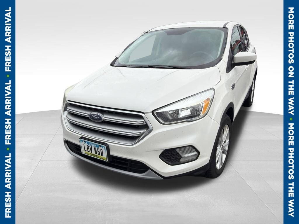 Used 2017 Ford Escape SE SUV
