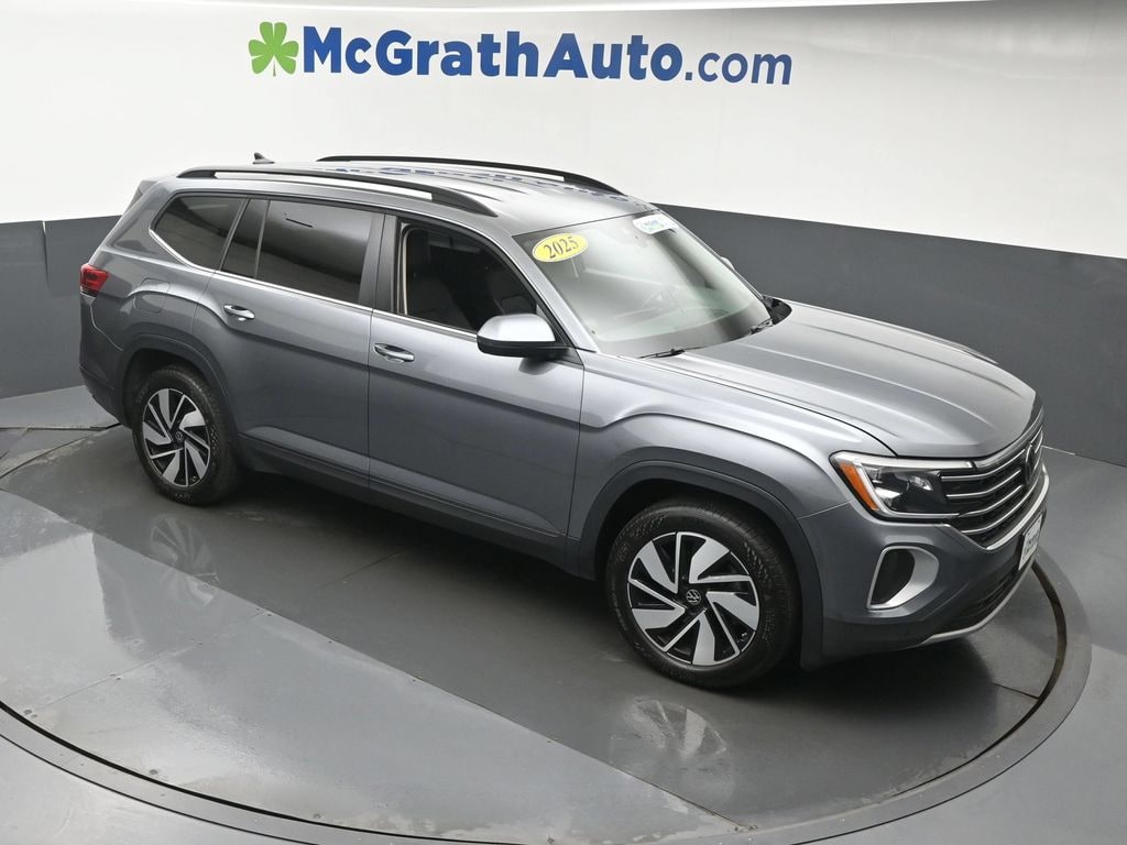 Certified 2025 Volkswagen Atlas 2.0T SE w/Technology SUV