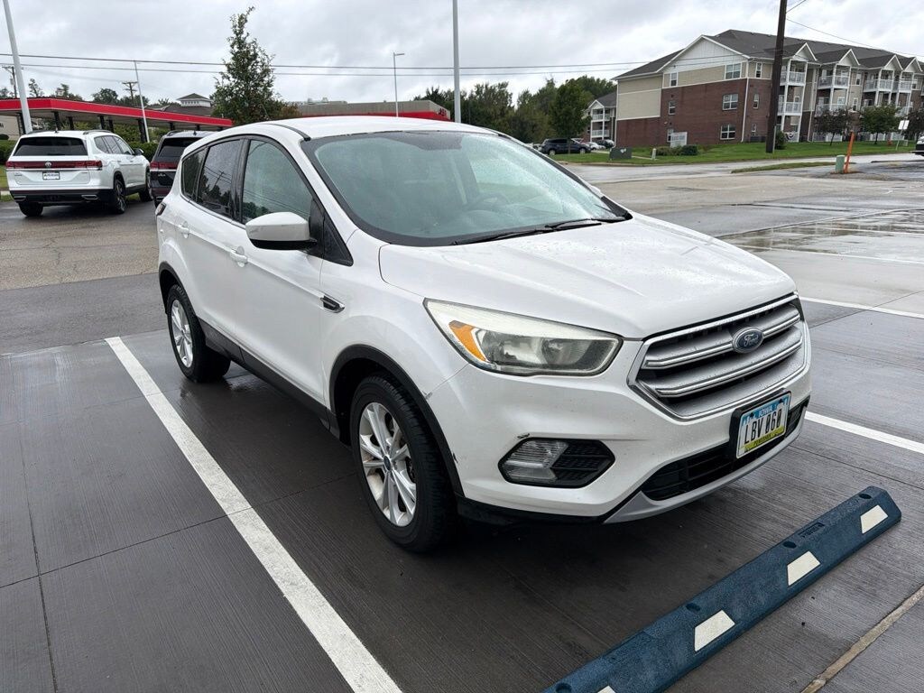 Used 2017 Ford Escape SE SUV