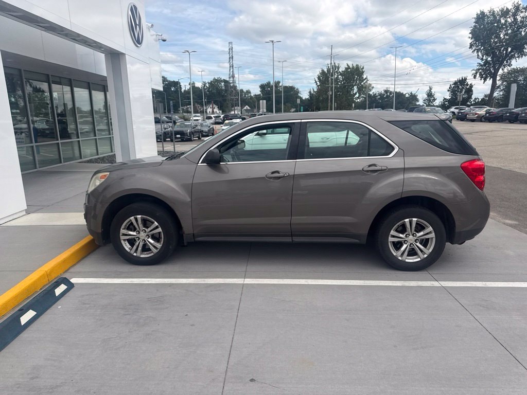 Used 2010 Chevrolet Equinox LS SUV