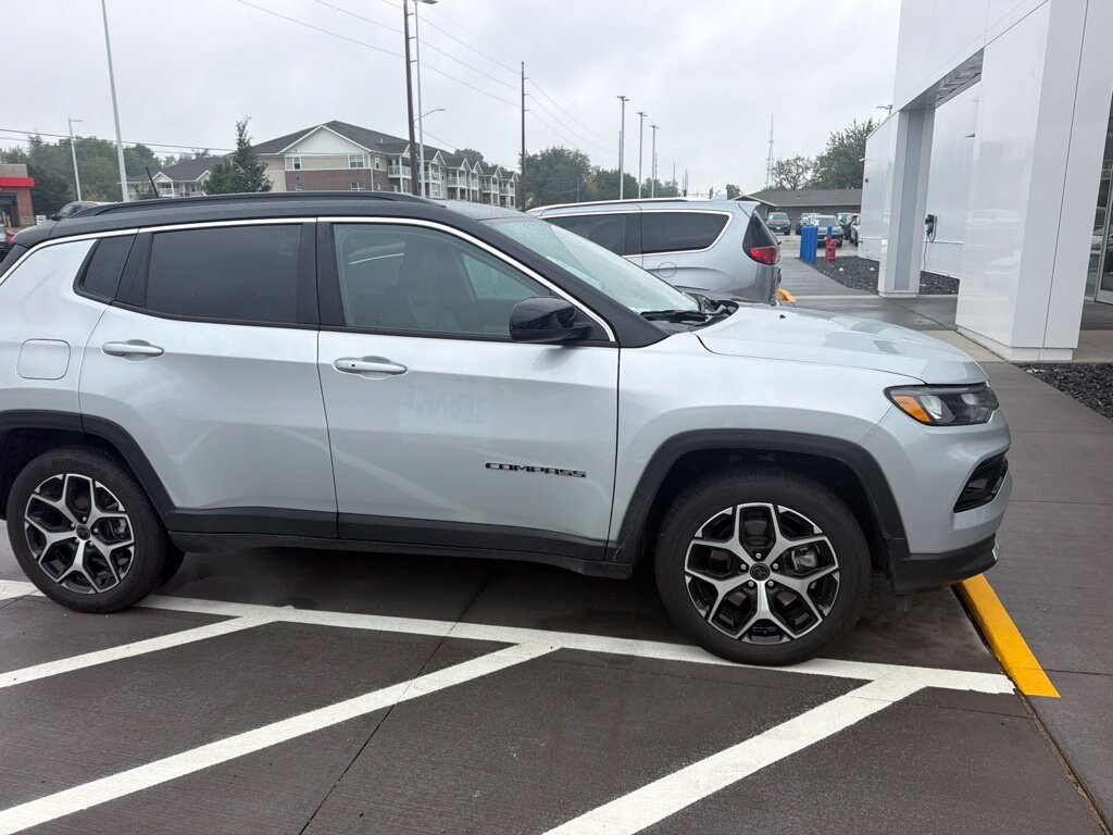 Certified 2025 Jeep Compass Limited SUV