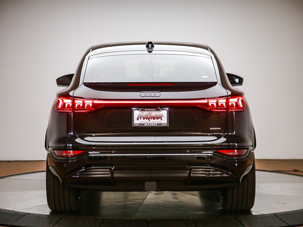 New 2027 Audi Q6 e-tron Prestige SUV