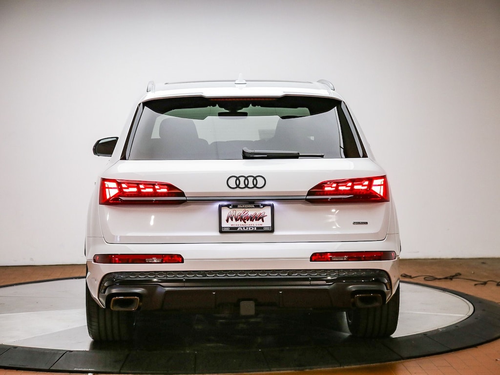 New 2026 Audi Q7 55 Prestige SUV