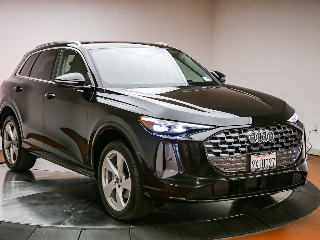 Certified 2025 Audi Q5 2.0T Premium Plus SUV