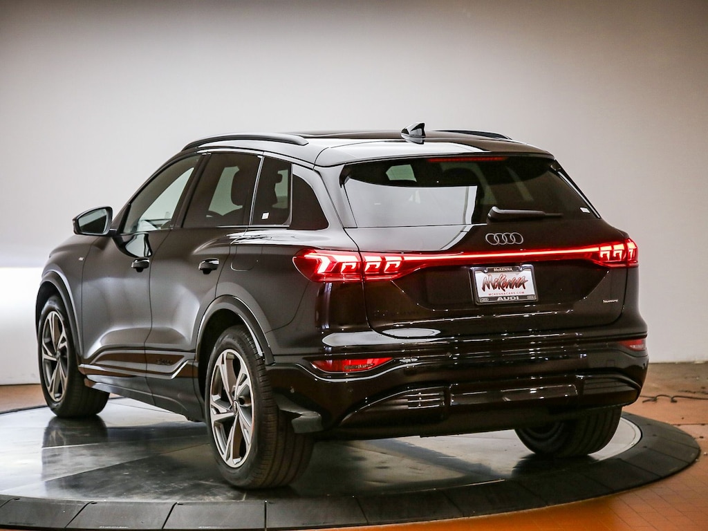 New 2027 Audi Q6 e-tron Prestige SUV