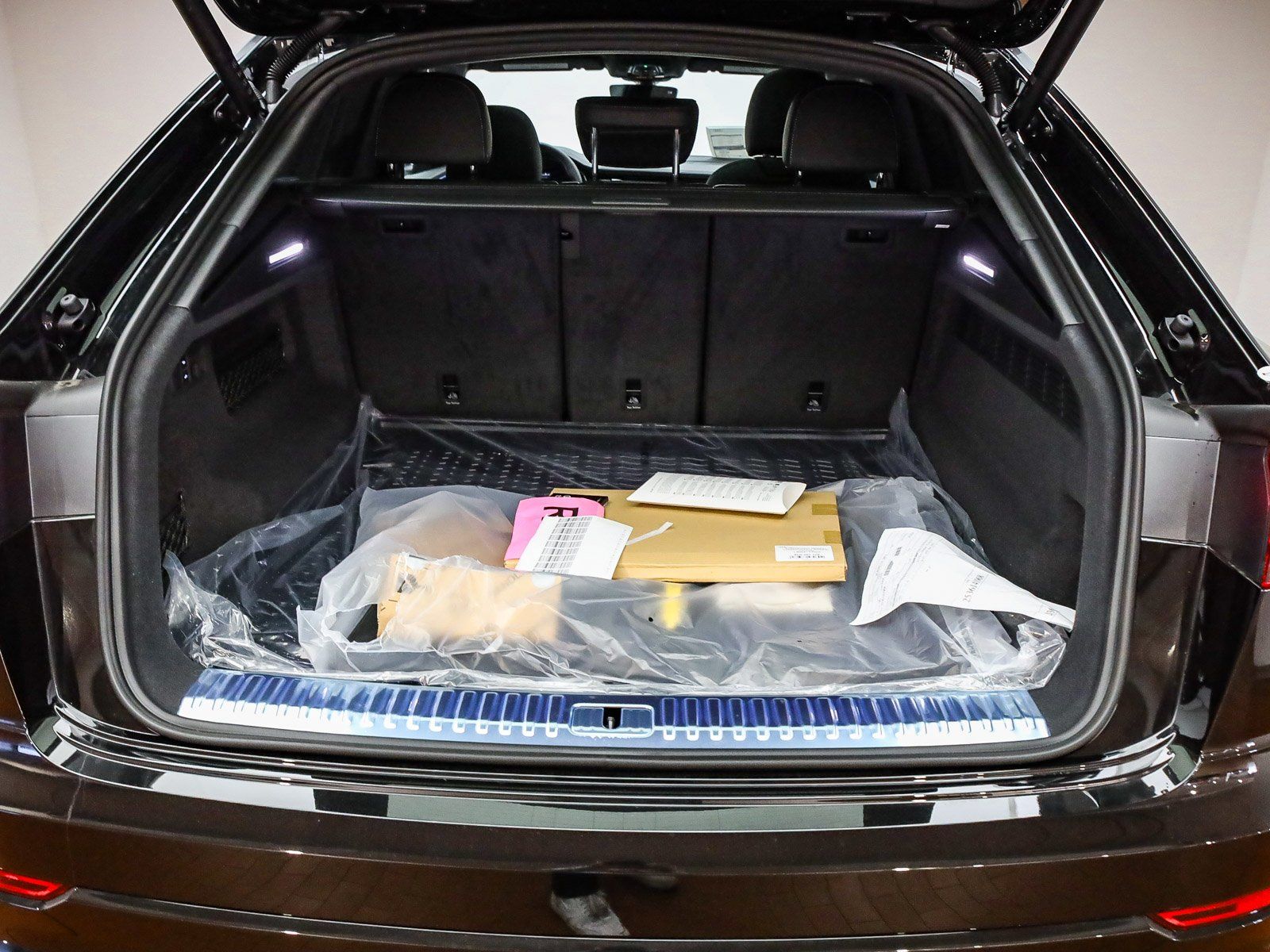 2026 Audi Q8 Prestige - Photo 28