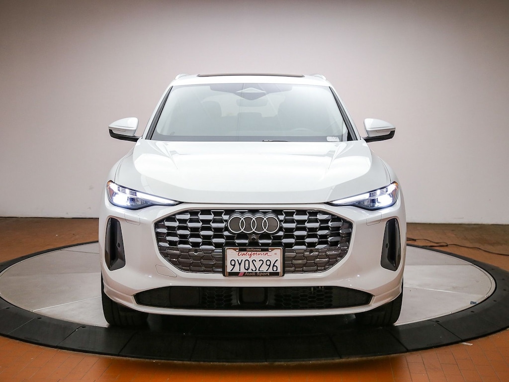 Certified 2025 Audi Q5 2.0T Premium Plus SUV