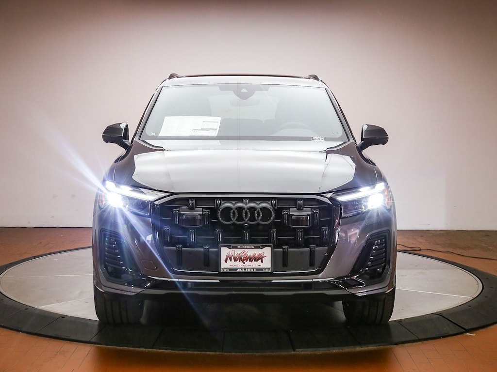 New 2026 Audi Q7 45 Premium Plus SUV