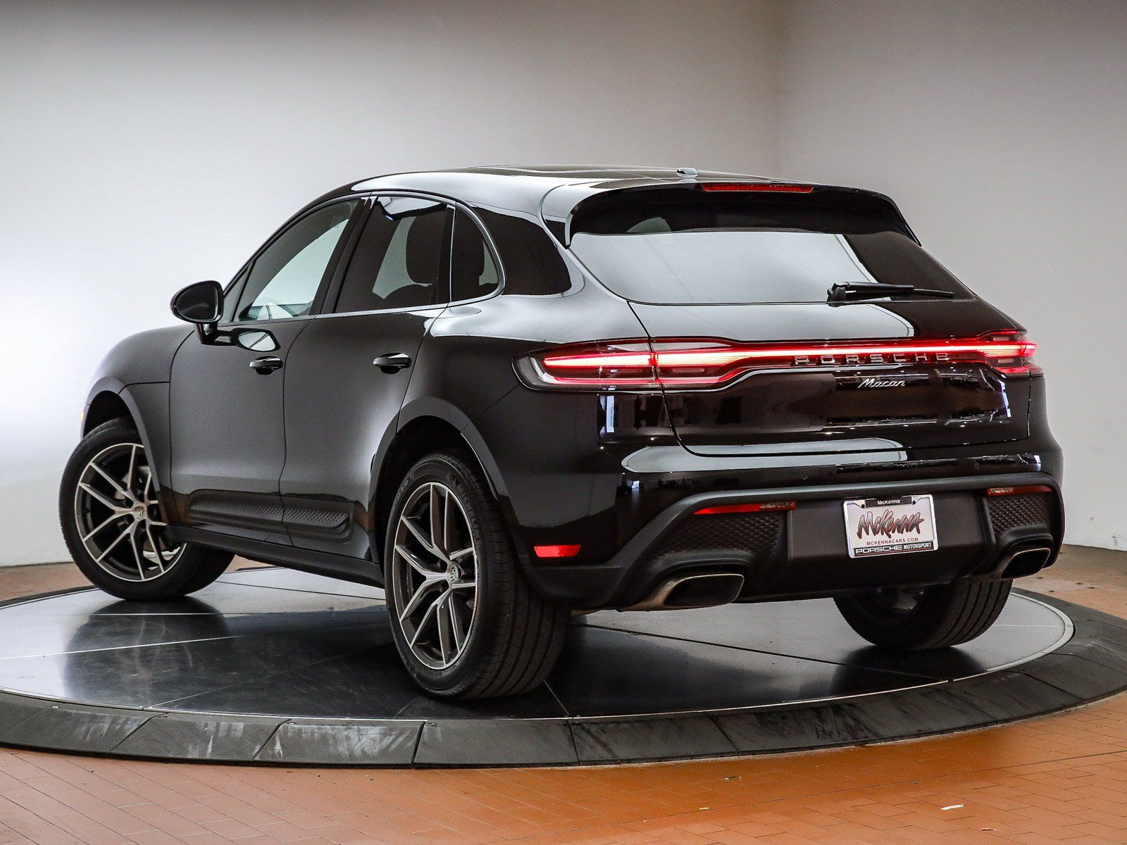 Certified 2025 Porsche Macan SUV