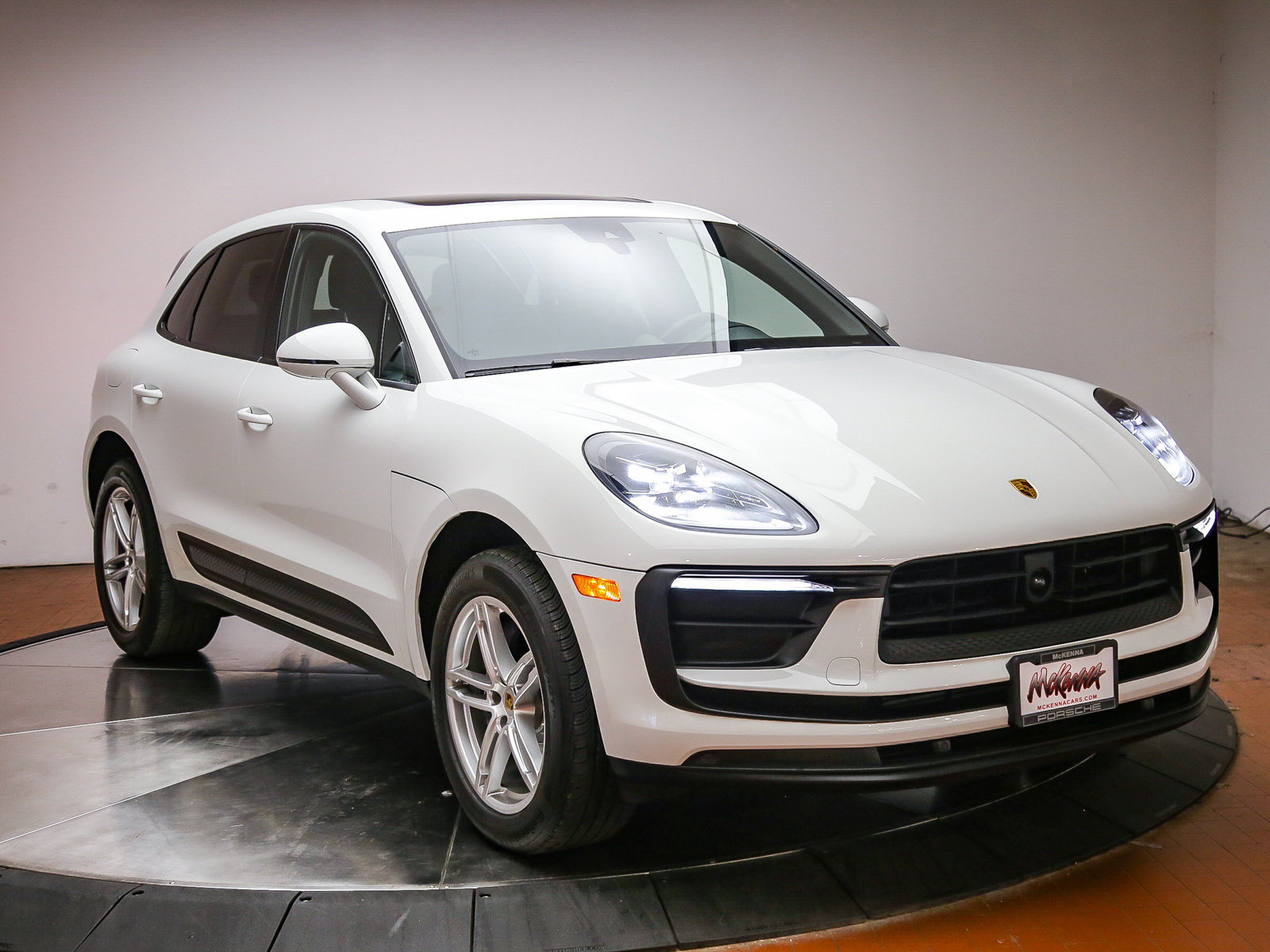 Certified 2024 Porsche Macan SUV
