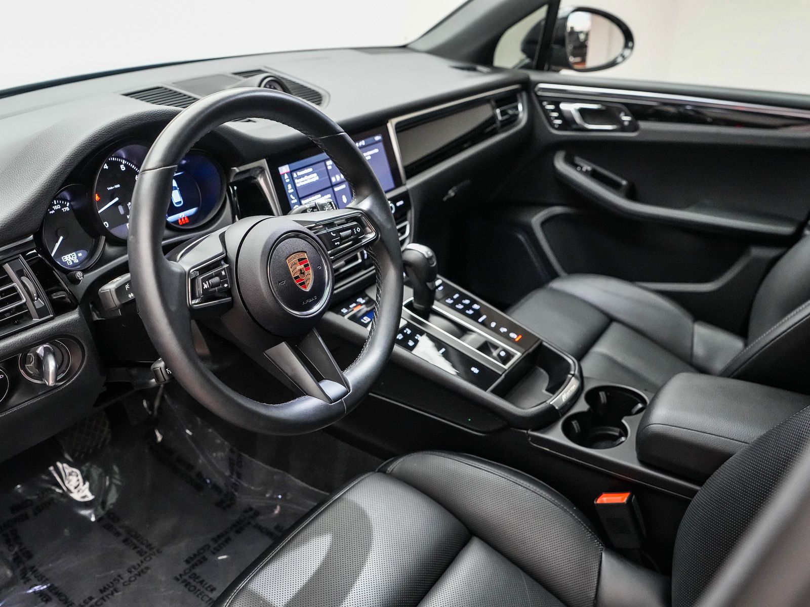 Certified 2024 Porsche Macan SUV