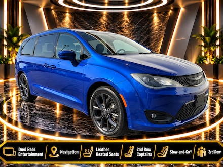 2019 Chrysler Pacifica Touring L Plus Minivan/Van