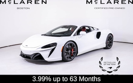 2023 McLaren Artura Coupe
