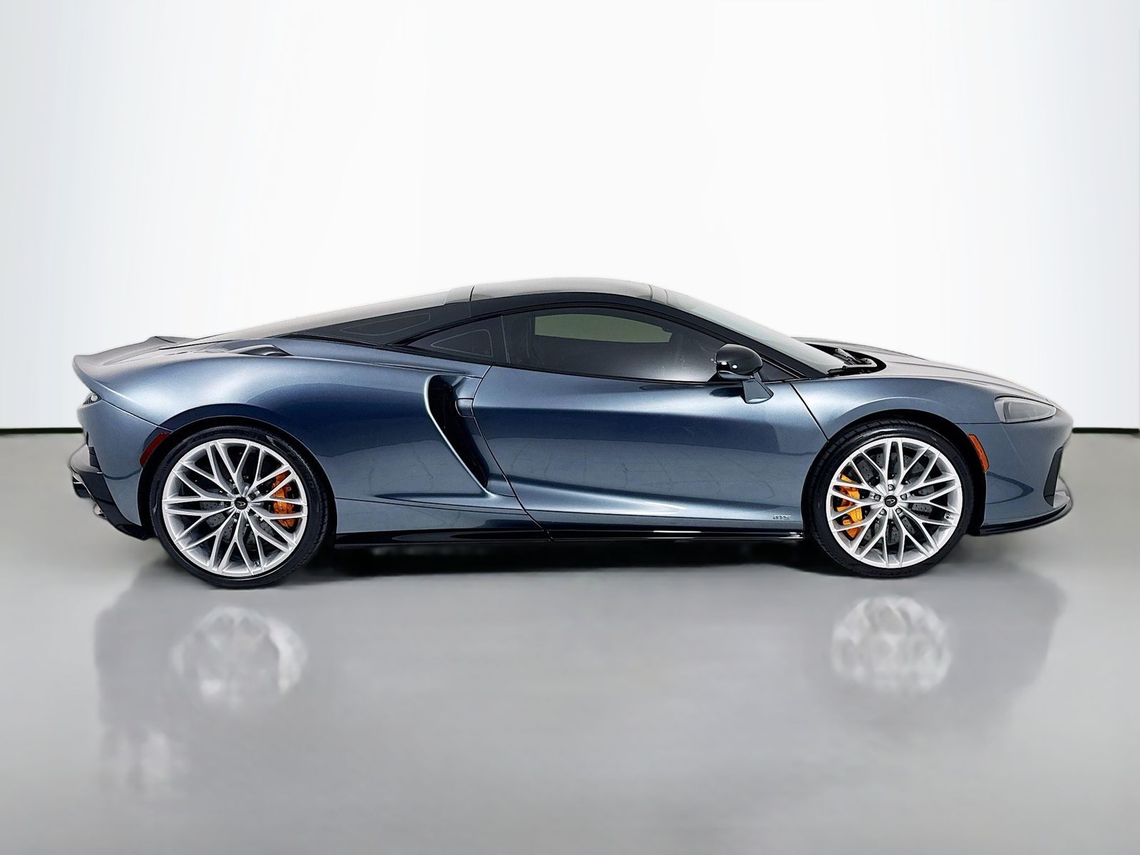 2025 McLaren GTS Base - Photo 8