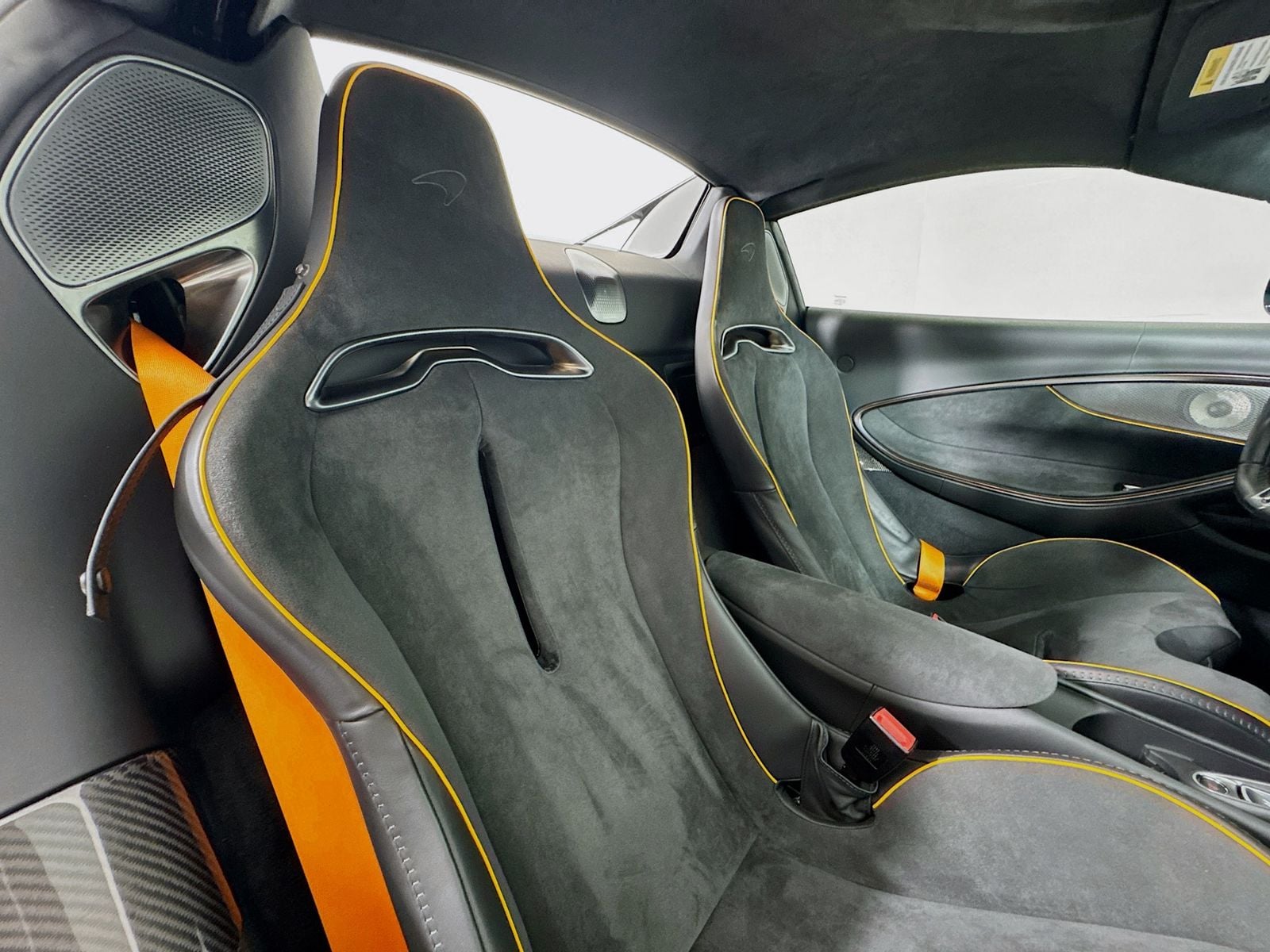 2025 McLaren Artura Base - Photo 22