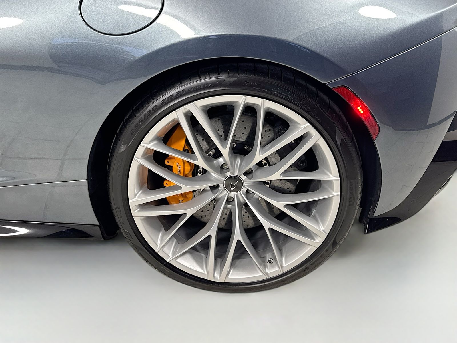 2025 McLaren GTS Base - Photo 9