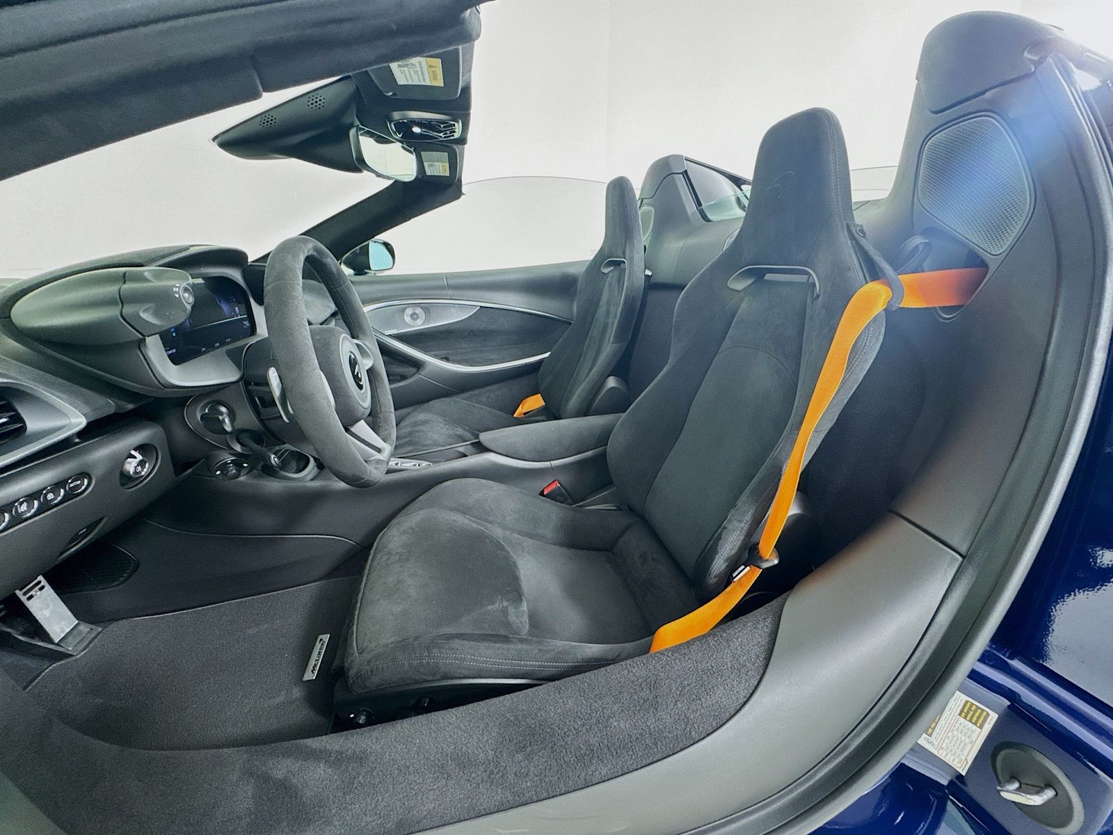 2025 McLaren Artura Base - Photo 18