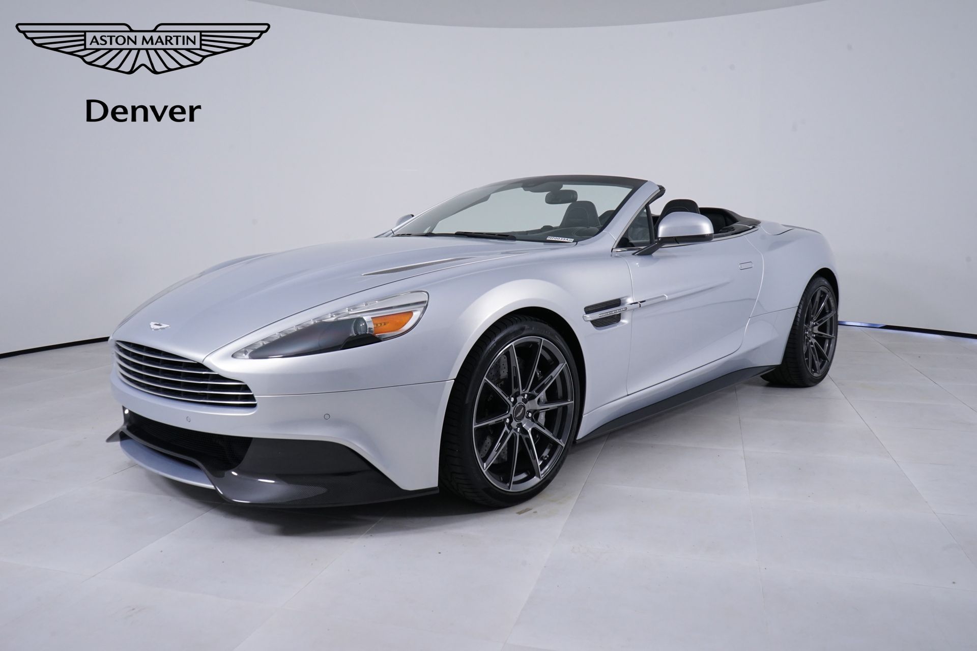 2016 Aston Martin Vanquish Base