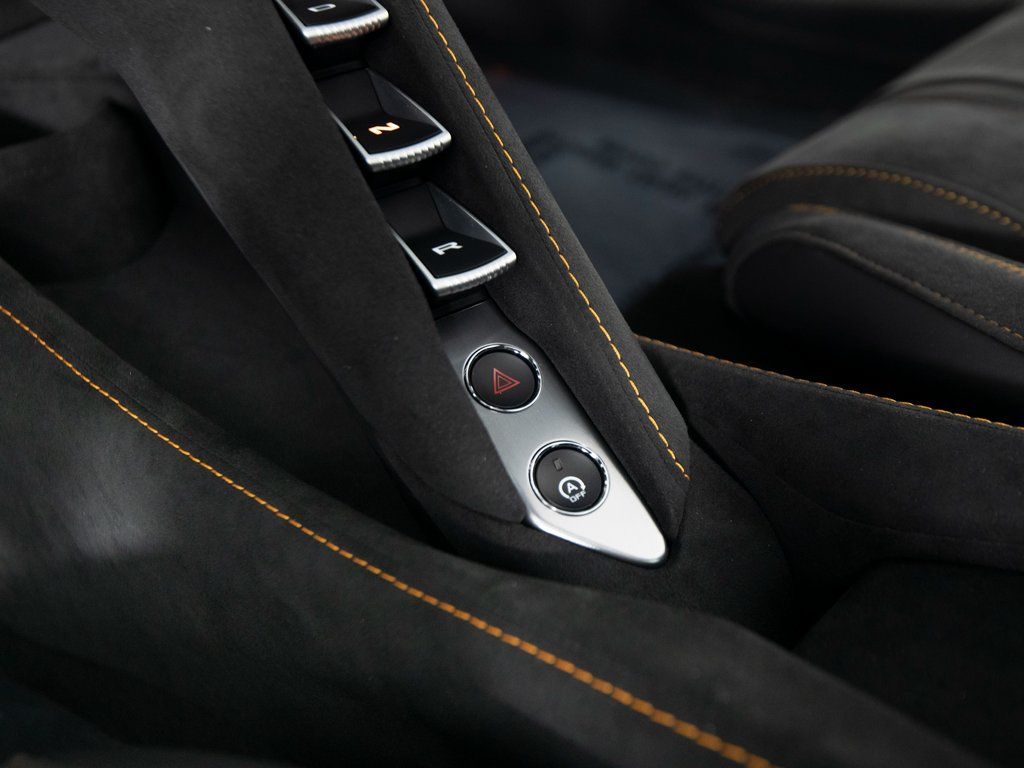 2025 McLaren 750S Base - Photo 22