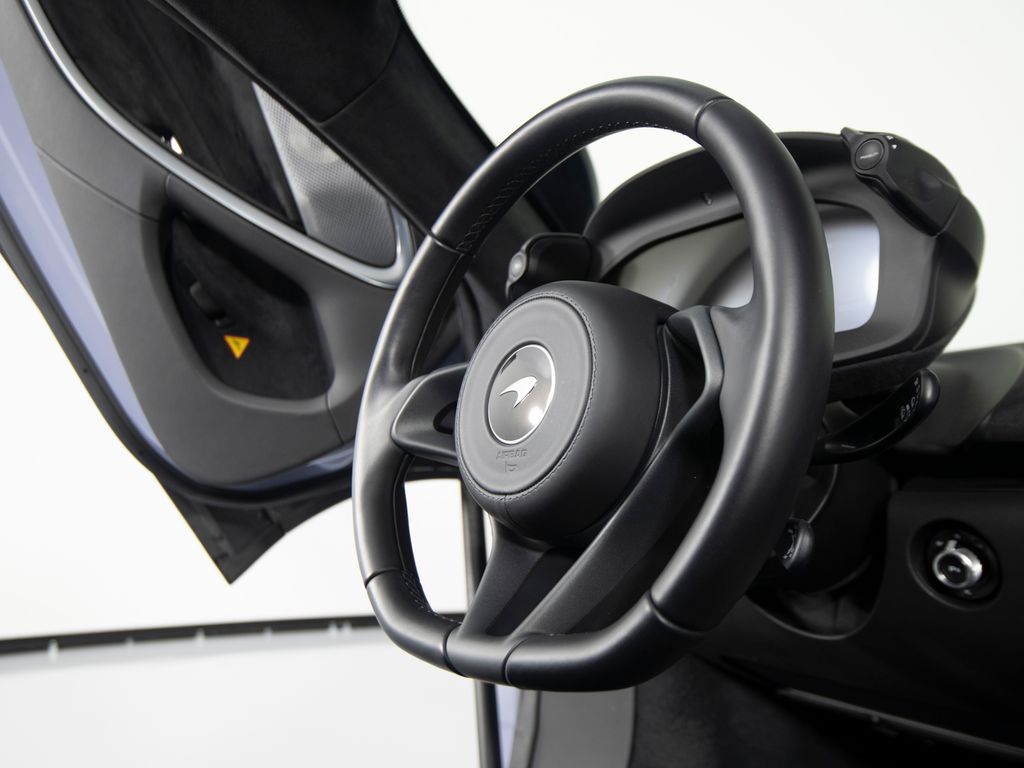 2025 McLaren Artura Base - Photo 33