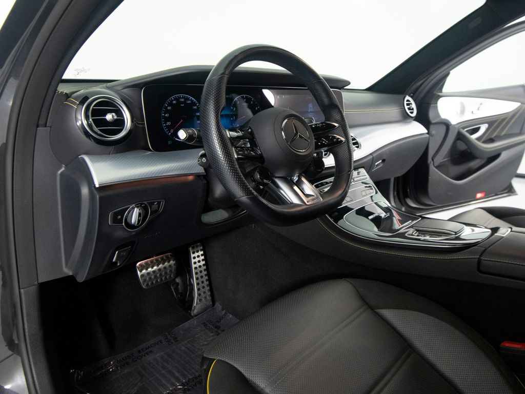 2021 Mercedes-Benz E-Class AMG E 63 - Photo 17