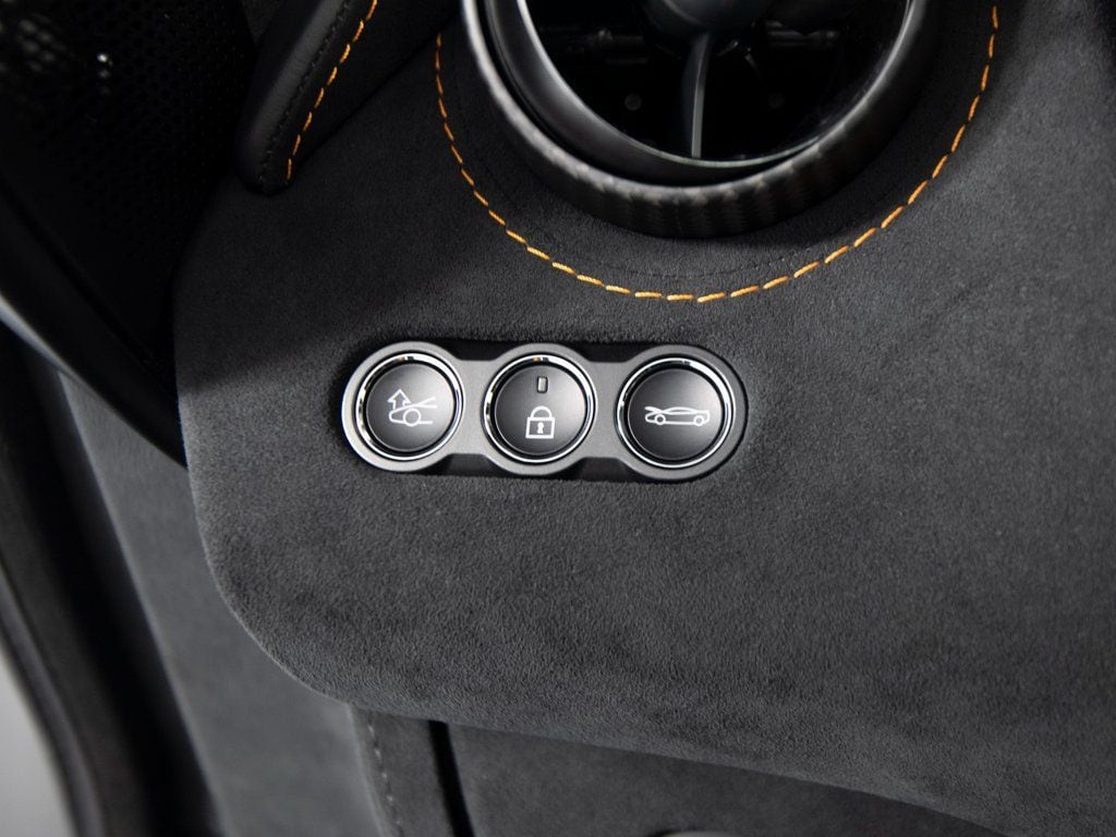 2025 McLaren 750S Base - Photo 27
