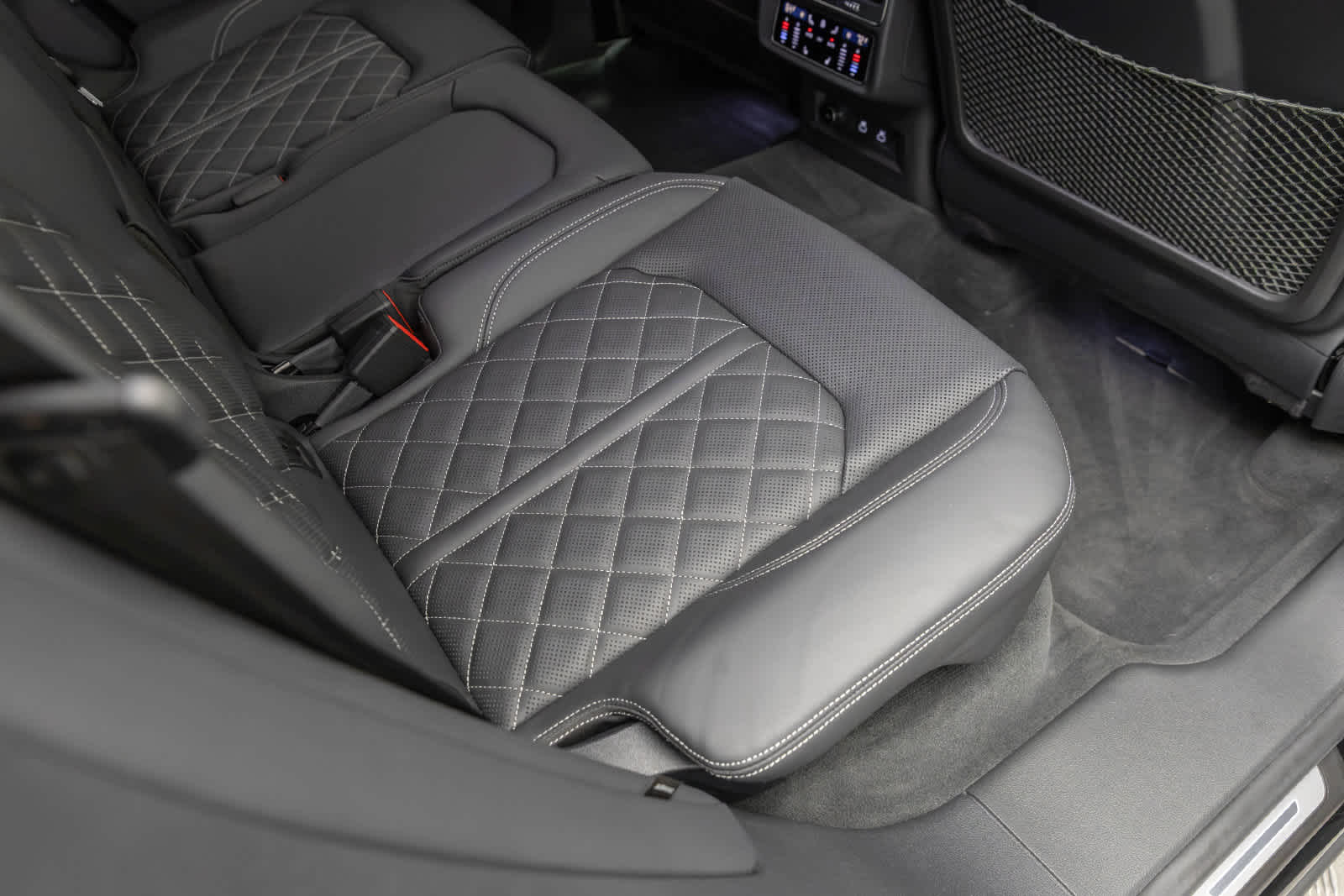 2024 Audi SQ8