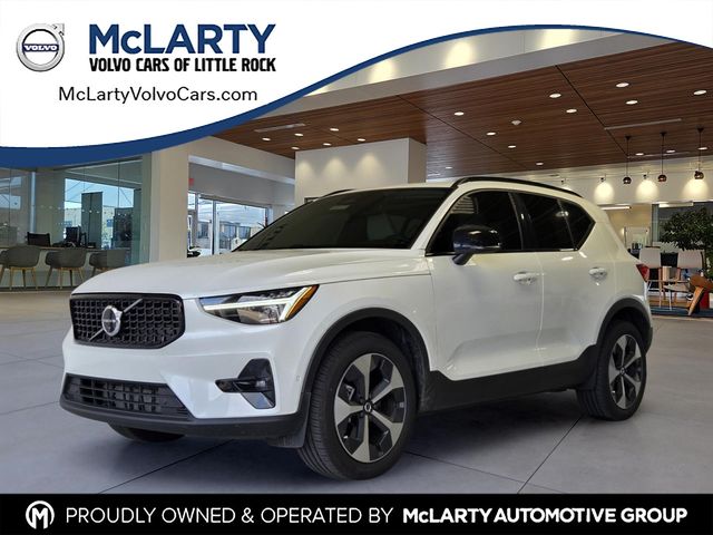 2026 Volvo XC40