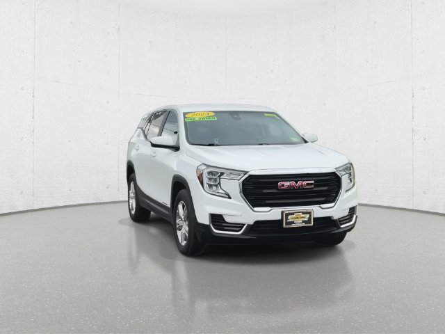 Used 2024 GMC Terrain SLE SUV