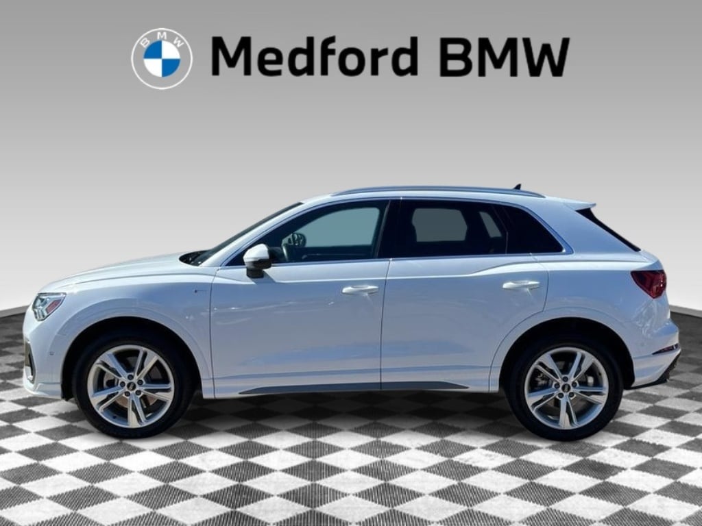 2021 Audi Q3