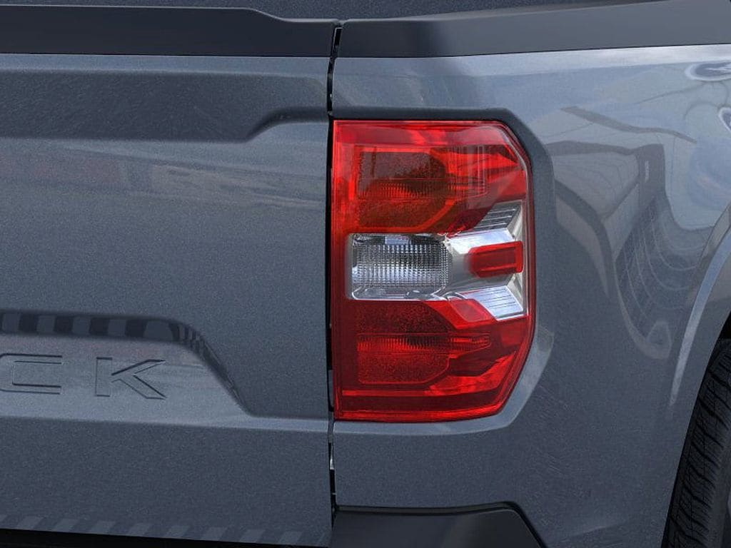 2025 Ford Maverick XLT - Photo 22