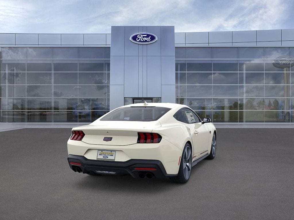 2025 Ford Mustang GT Premium Fastback - Photo 8