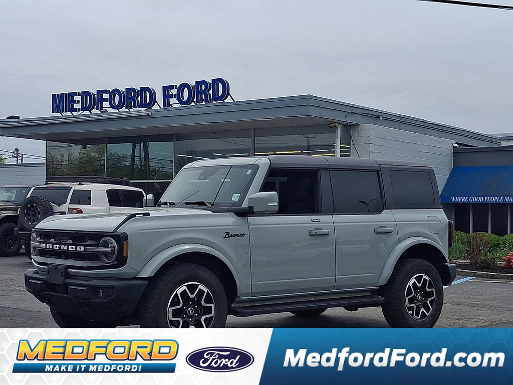 2022 Ford Bronco 4-Door Outer Banks