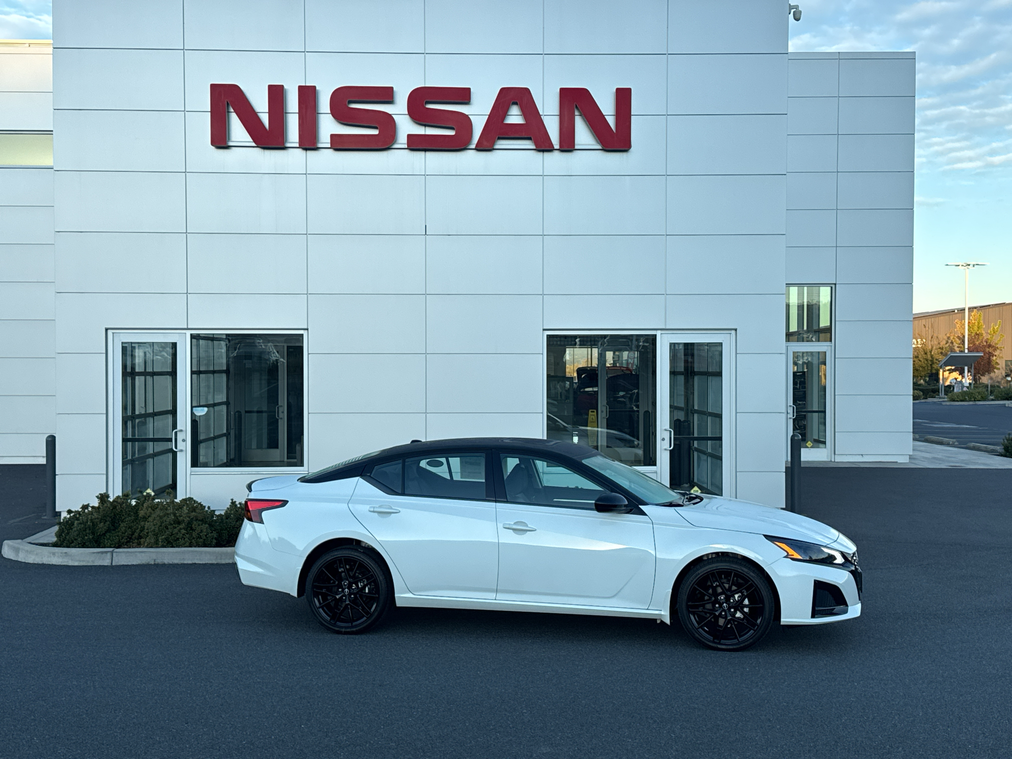 2026 Nissan Altima SR Medford, OR