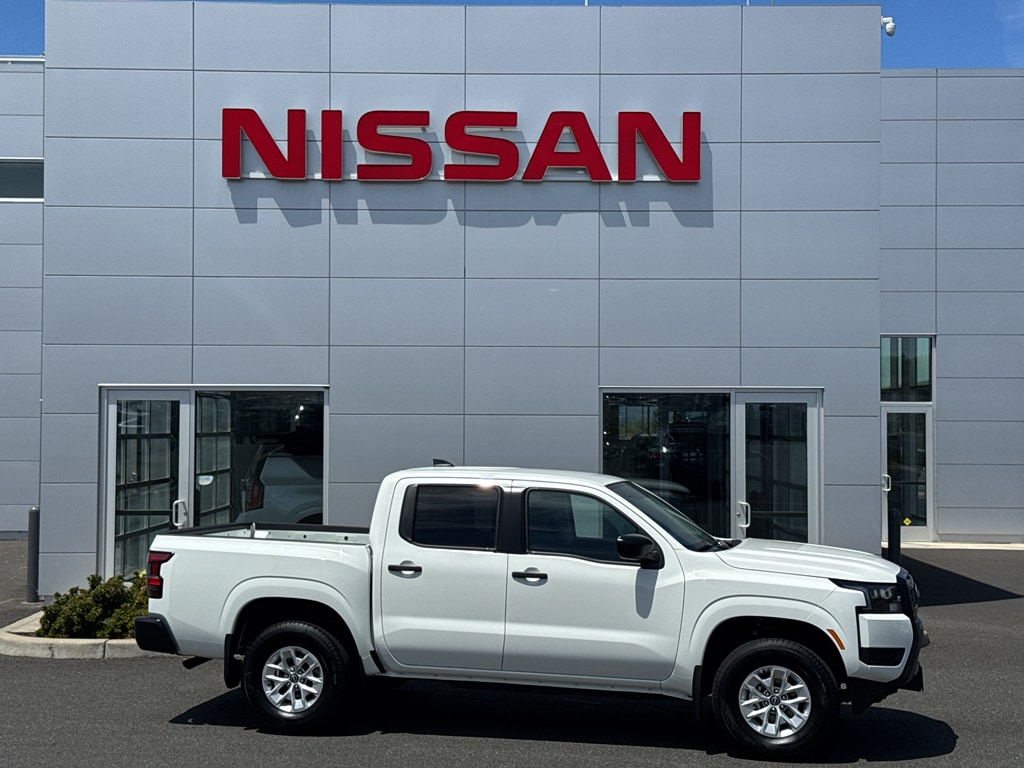 2026 Nissan Frontier Truck Crew Cab 